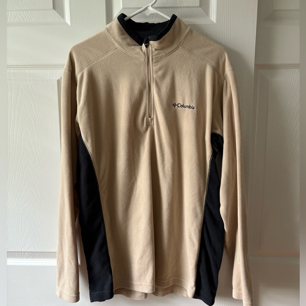 Columbia Tan and Dark Gray 3/4 Zip Pull Over Long Sleeve Fleece Large